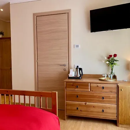 Nelia Guest house 4*