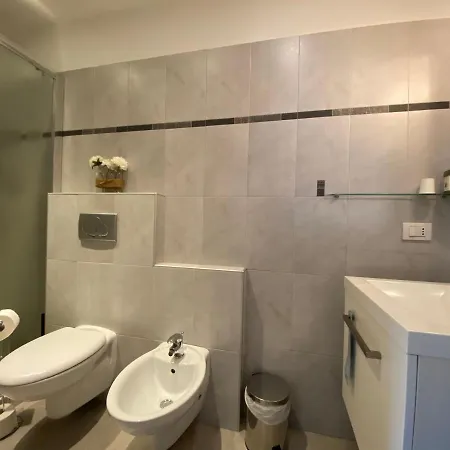 Nelia Guest house 4*