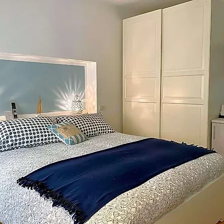 Guest house Nelia 4*