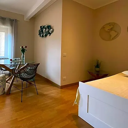 Guest house Nelia 4*